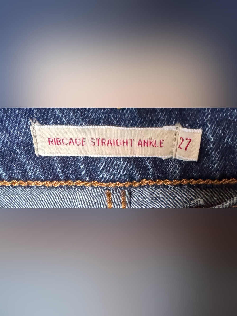 EUC Women’s Levi's Ribcage Straight Ankle Women's Jeans Sz. 27 - Picture 9 of 10